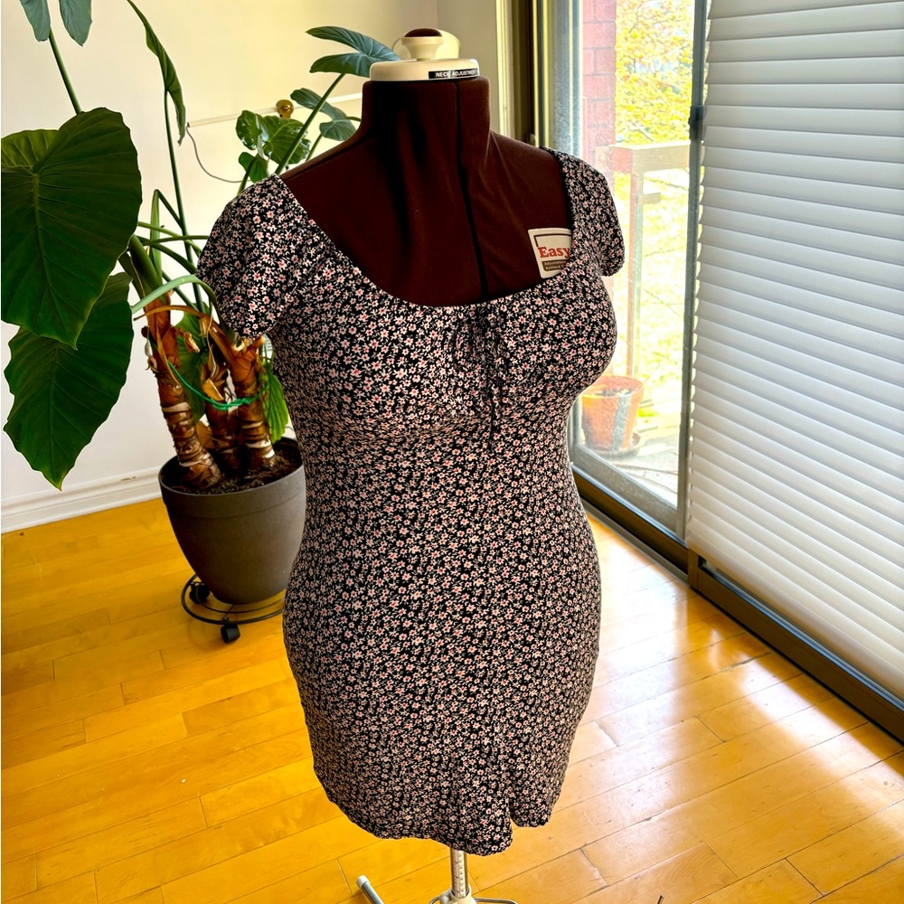 Summer dress flower